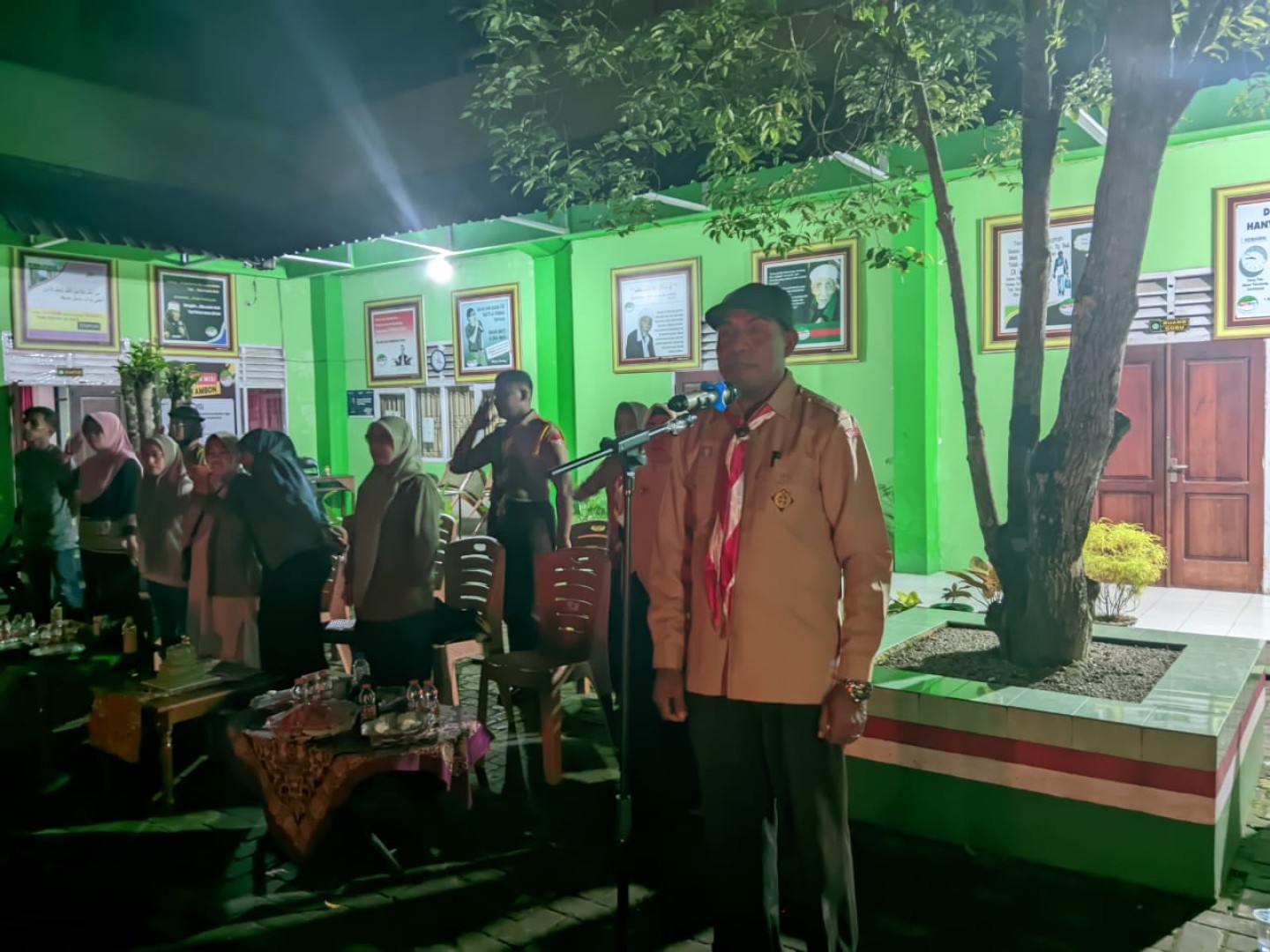 Nasit Pimpin Upacara Pembakaran Api Unggun Gudep Sultan Nuka Pangkalan MAN Ambon